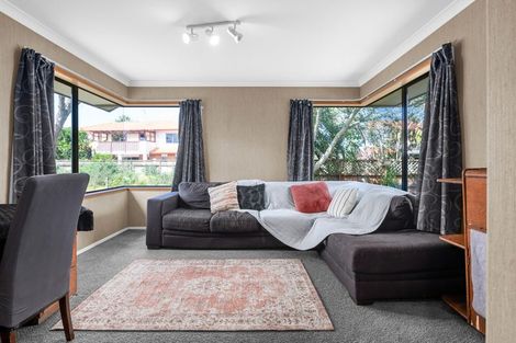 Photo of property in 24 Nielsen Gardens, Rototuna, Hamilton, 3210