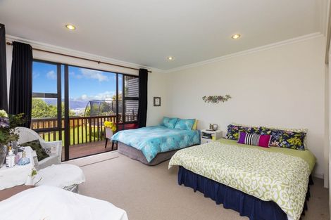 Photo of property in 15 Swain Grove, Riverstone Terraces, Upper Hutt, 5018