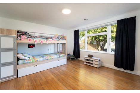 Photo of property in 28 Taurima Street, Hei Hei, Christchurch, 8042