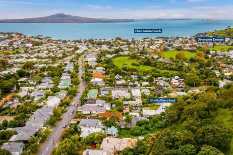 Photo of property in 3/14a Albert Road, Devonport, Auckland, 0624