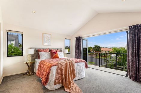 Photo of property in 48a Picasso Drive, West Harbour, Auckland, 0618