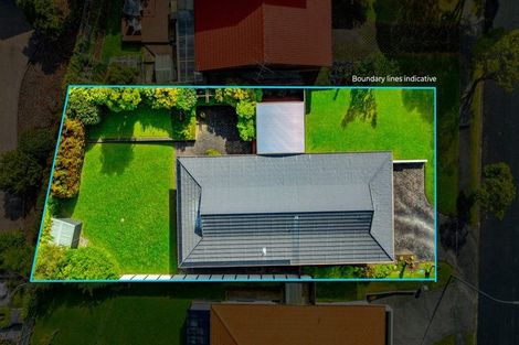 Photo of property in 18 Kennedy Avenue, Forrest Hill, Auckland, 0620