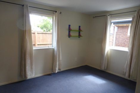 Photo of property in 9 Courtfield Close, Parklands, Christchurch, 8083
