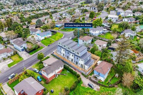 Photo of property in 19 Cedar Heights Avenue, Massey, Auckland, 0614