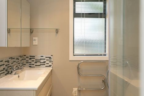 Photo of property in 2 Balmoral Drive, Hilltop, Taupo, 3330