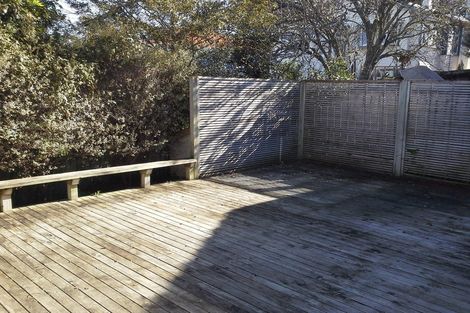 Photo of property in 3a Cadman Avenue, Waterview, Auckland, 1026