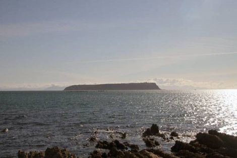 Photo of property in 33 Moana Road, Plimmerton, Porirua, 5026