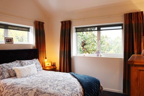 Photo of property in 18 Kauri Road, Waikanae, 5036