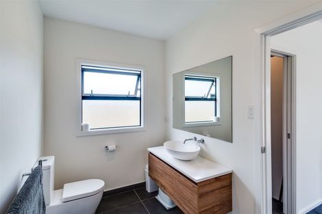 Photo of property in 27 Pohutukawa Drive, Eskdale, Napier, 4182