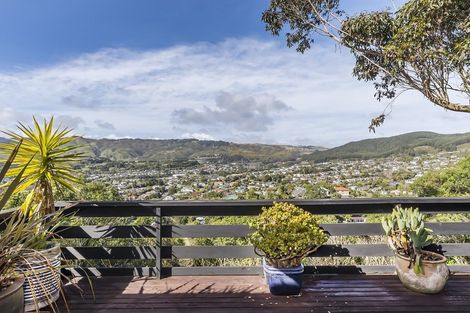 Photo of property in 37 Westhaven Drive, Tawa, Wellington, 5028