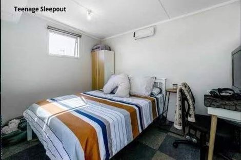 Photo of property in 10 Coronation Road, Glenfield, Auckland, 0627