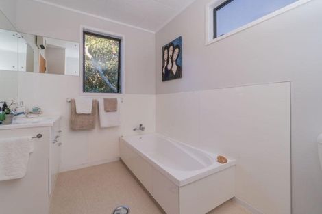 Photo of property in 1/16 Taikata Road, Te Atatu Peninsula, Auckland, 0610