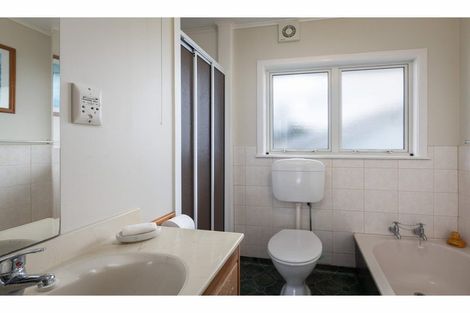 Photo of property in 220 Thames Coast Sh25 Road, Ngarimu Bay, Thames, 3575