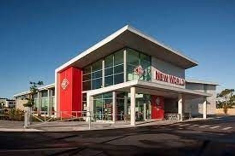 Photo of property in 8 Barrique Road, Kumeu, 0810