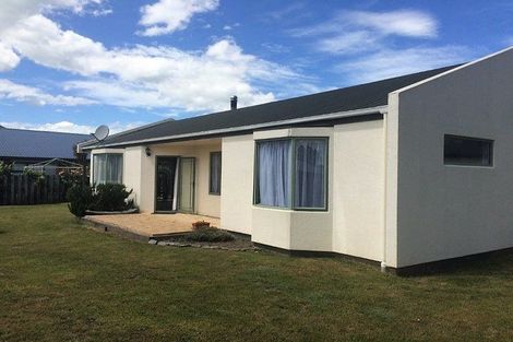 Photo of property in 15 Ragan Lane, Wanaka, 9305