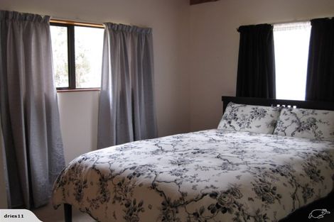 Photo of property in 17 Renata Road, Okiwi Bay, 7193