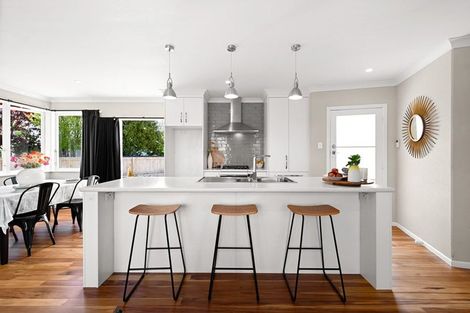 Photo of property in 56 Southsea Crescent, Silverdale, Hamilton, 3216