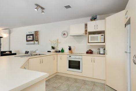 Photo of property in 26/3 Maunganui Road, Mount Maunganui, 3116