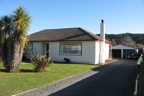 Photo of property in 29 Bull Avenue, Wainuiomata, Lower Hutt, 5014