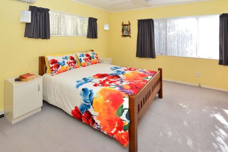 Photo of property in 61 Maygrove Drive, Orewa, 0931