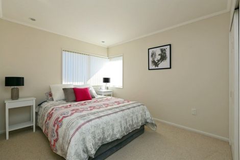 Photo of property in 34 Kensington Drive, Taradale, Napier, 4112