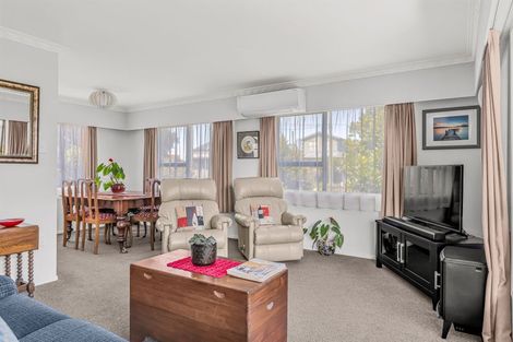 Photo of property in 277 Aberdeen Road, Gisborne, 4010