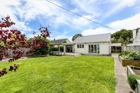 Photo of property in 6 Kaimata Street, Brooklands, New Plymouth, 4310