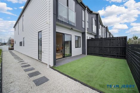 Photo of property in 67 Whare Kauri Road, Papakura, 2110