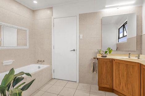 Photo of property in 51 Tosswill Road, Tahunanui, Nelson, 7011