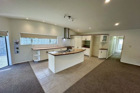 Photo of property in 8 Harbour View Heights, Picton, 7220