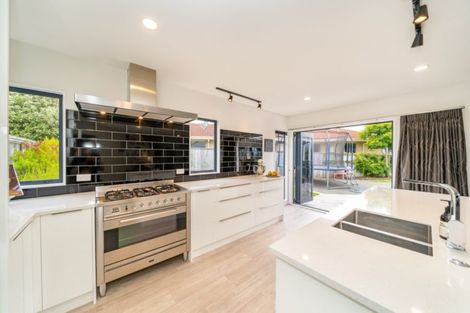 Photo of property in 3 Birkinshaw Grove, Riverstone Terraces, Upper Hutt, 5018