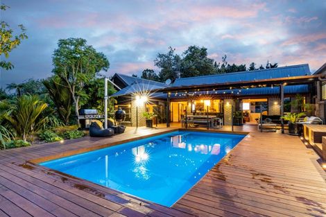 Photo of property in 531 Frankley Road, Hurworth, New Plymouth, 4371