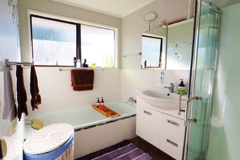 Photo of property in 135a Windermere Drive, Poike, Tauranga, 3112