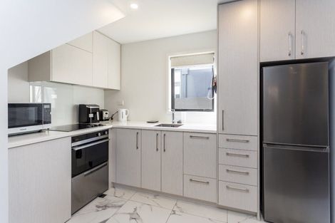 Photo of property in 2/41 Gracefield Avenue, Christchurch Central, Christchurch, 8013