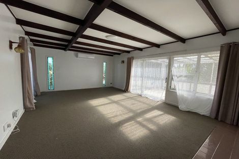 Photo of property in 60b Te Atatu Road, Te Atatu South, Auckland, 0610