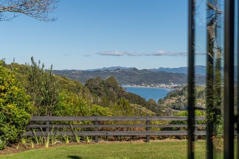 Photo of property in 16 Tarapatiki Drive, Whitianga, 3510