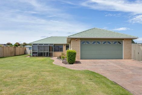 Photo of property in 30 Bayly Street, Waitara, 4320