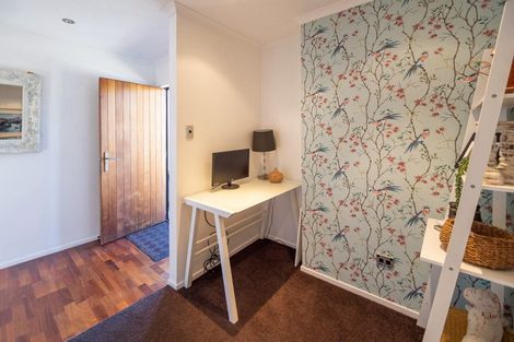 Photo of property in 20 Frye Crescent, Albert Town, Wanaka, 9305