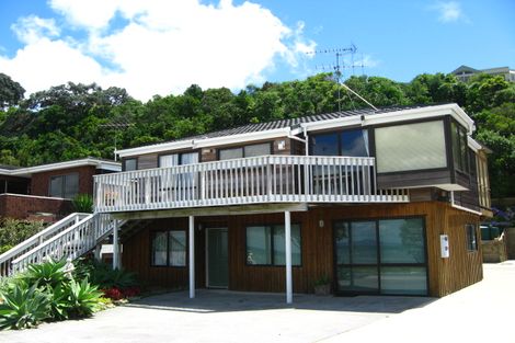 Photo of property in 18 Matakatia Parade, Matakatia, Whangaparaoa, 0930
