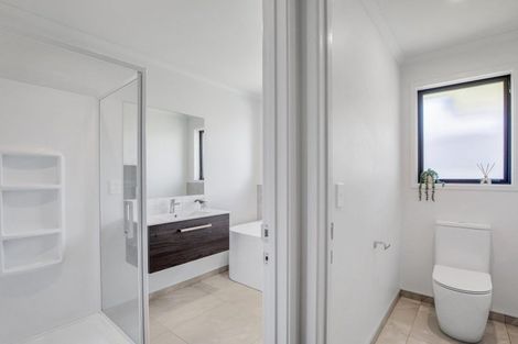 Photo of property in 6 Blackbird Way, Rolleston, 7614