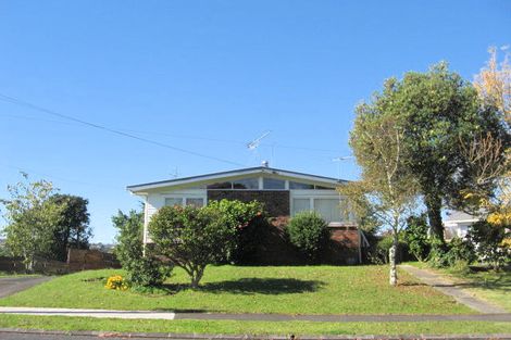Photo of property in 5 Portadown Avenue, Pakuranga Heights, Auckland, 2010