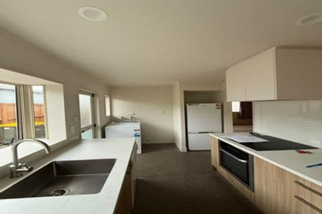 Photo of property in 30a Sackville Street, Fitzroy, New Plymouth, 4312