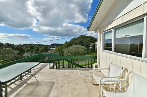 Photo of property in 18 Cedar Terrace, Stanmore Bay, Whangaparaoa, 0932
