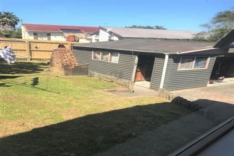 Photo of property in 3 Wickstead Place, Massey, Auckland, 0614