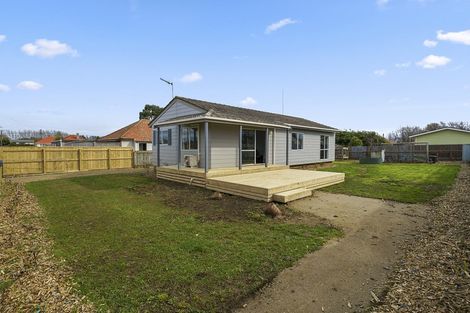 Photo of property in 11 Huntly Street, Foxton, 4814