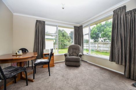 Photo of property in 44 Wyndham Street, Carterton, 5713