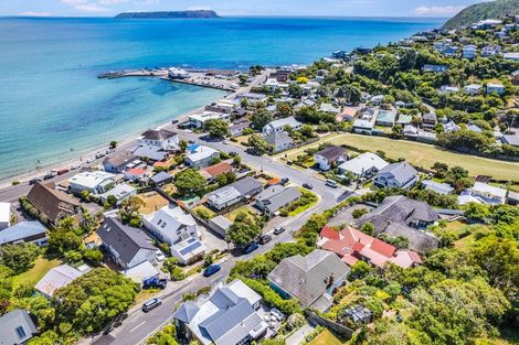 Photo of property in 162 Motuhara Road, Plimmerton, Porirua, 5026