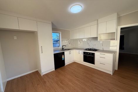 Photo of property in 5 Oak Avenue, Nawton, Hamilton, 3200