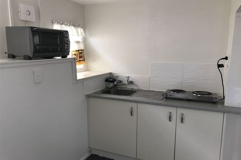 Photo of property in 34 Ellis Avenue, Mount Roskill, Auckland, 1041