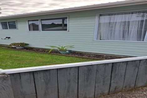 Photo of property in 2/69 Waddington Drive, Naenae, Lower Hutt, 5011
